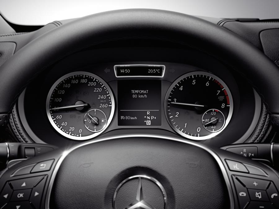  Mercedes-Benz B-Class 2011 года  (фото 68 из 204)